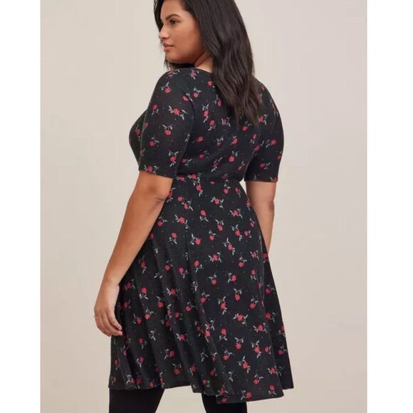 Torrid Women’s Size 3 Cherry Black Mini Hacci Wrap Front Skater Dress EUC - Picture 9 of 9